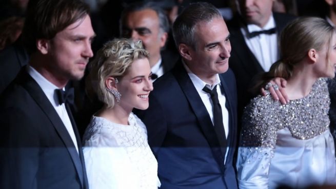 go to In Cannes: Lars Eidinger flirtet mit Kristen Stewart