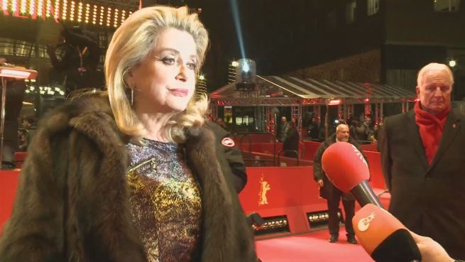 go to Echter Glamour: Catherine Deneuve in Berlin